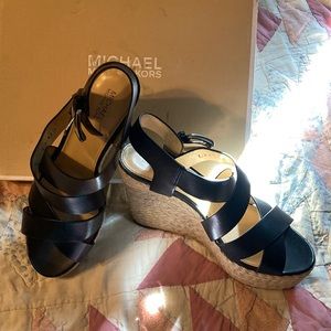 NIB ***MICHAEL KORS*** Wedges